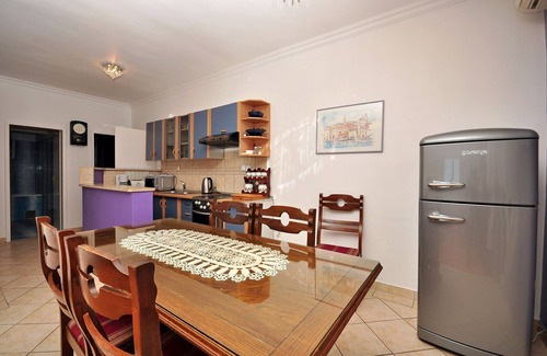 Trogir Apartment | Apartments Ruzarija (42841-A1) - Trogir