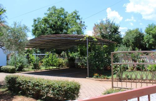 Risika Apartment | Apartments Seka