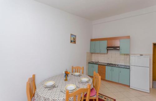 Starigrad Apartment | Apartments Sklopina