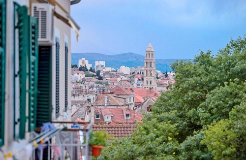 Split Apartment | Apartments Slavica, (14201), Split, hr