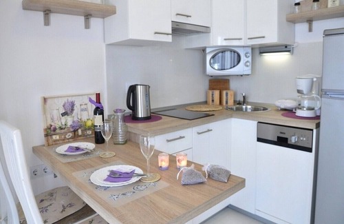 Njivice Apartment | Apartments Stefi, (14507), Njivice, hr
