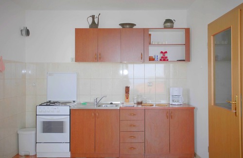Zelenka Apartment | Apartments Velimir, (13846), Makarska, hr