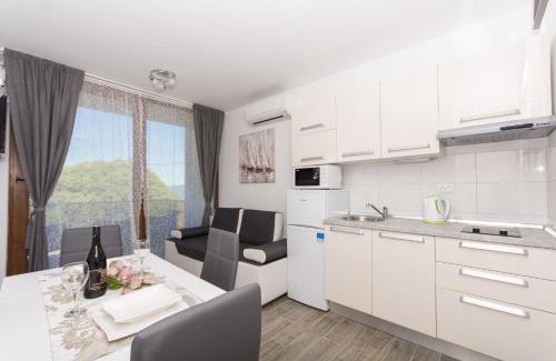 Veliki Drvenik Apartment | Apartments Villa LA