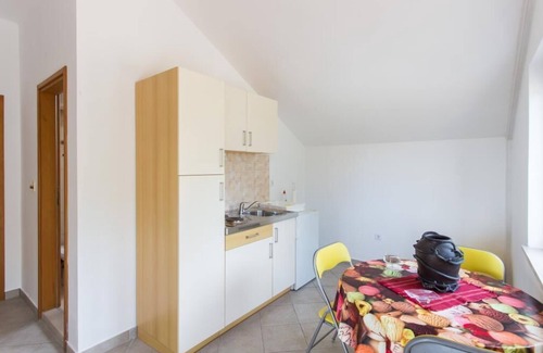 Cilipi Apartment | Apartments Villa Maslina - Two Bedroom Apartment with Terrace and Garden View