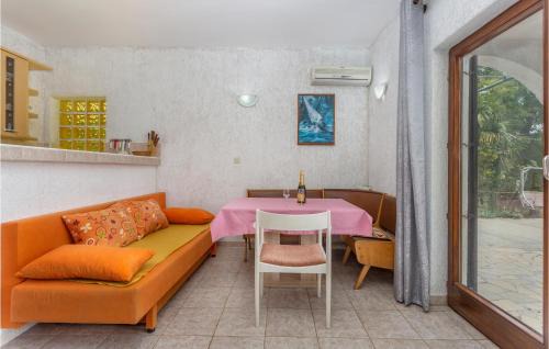 Tribulje Apartment | Awesome Apartment In Malinska With Wifi