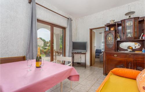 Tribulje Apartment | Awesome Apartment In Malinska With Wifi