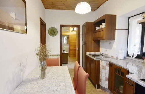 Umag House | Beatrice Umag vacation home near the sea WiFi, garden, barbecue, washing machine