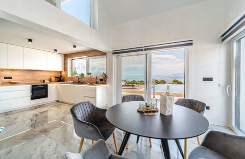 Supetar House | Beautiful home in Splitska- Supetar