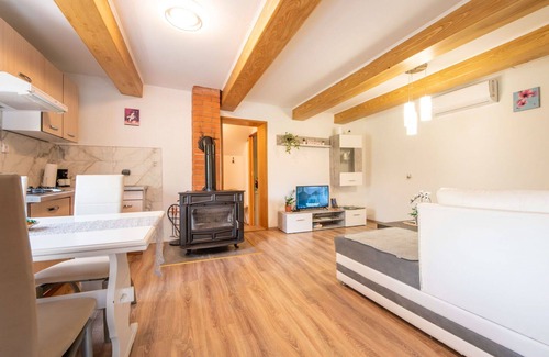 Tounj House | Beautiful private villa for 4 people with WIFI, A/C, private pool, TV, terrace and pets allowed