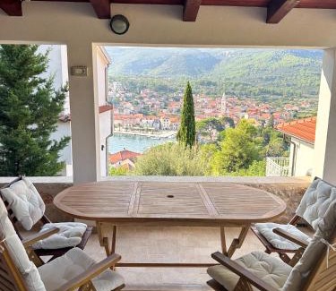 Island Hvar Apartment | BellaVista Jelsa 2+2