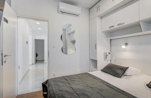 Kastel Novi Villa | Brand New Villa Zlatne NiTi with heated pool