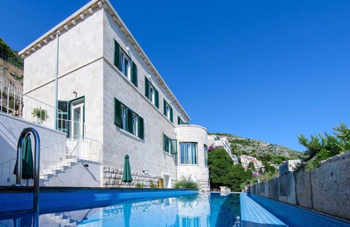 Municipality of Dubrovnik Villa | Breathtaking Dubrovnik Views | Villa Grande Bukovca | Beautiful 5 Bedrooms |.