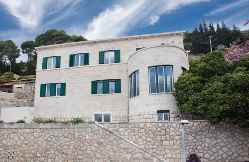 Municipality of Dubrovnik Villa | Breathtaking Dubrovnik Views | Villa Grande Bukovca | Beautiful 5 Bedrooms |.