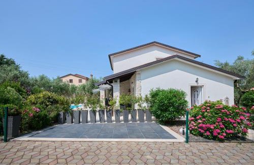 Radini Villa | Casa di Oliva
