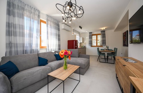 Zaton House | Casa Laurea