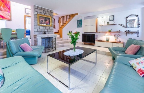 Trsteno Villa | Charming Trsteno Villa | Villa Mia | 3 Bedrooms | Private Pool | Sea Views