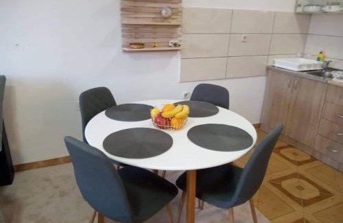 Cove Parja Apartment | CHEZ Marthe, Organic Farm stay