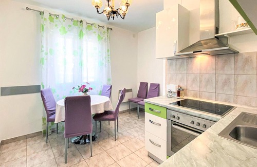 Kastel Sucurac Apartment | Cozy apartment in Kastel Sucurac