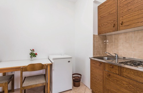 Mandre Apartment | Cozy apartment in Mandre with WiFi