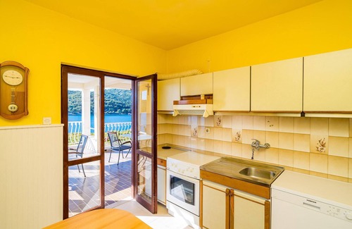 Zaton Apartment | Cozy apartment in Zaton mali with WiFi