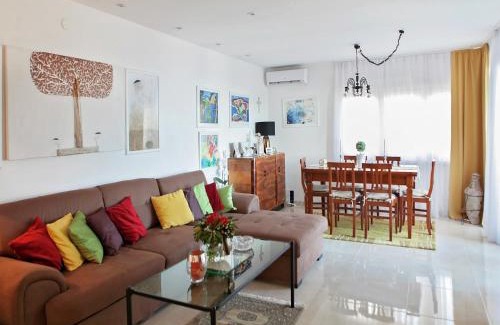 Brela Apartment | Cozy apartment with a balcony and a sea view