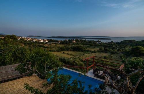 Banjol Villa | Etno Villa with a pool - Matušanovi Dvori Rab