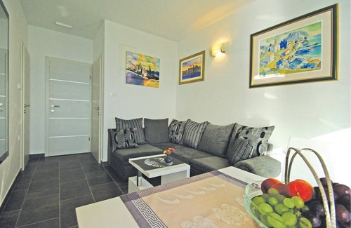 Drasnice Apartment | Excellent location directly on the sea and on a pebble beach makes this beautifully furnished apartm