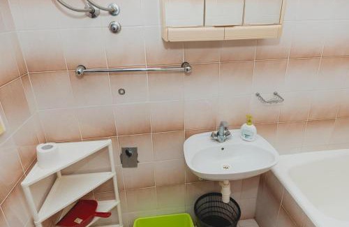 Grebastica Apartment | Family friendly seaside apartments Grebastica, Sibenik - 15170