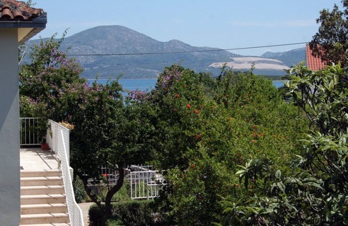 Sreser Apartment | Four-bedroom apartment with terrace Sreser, Pelješac (A-4557-a)