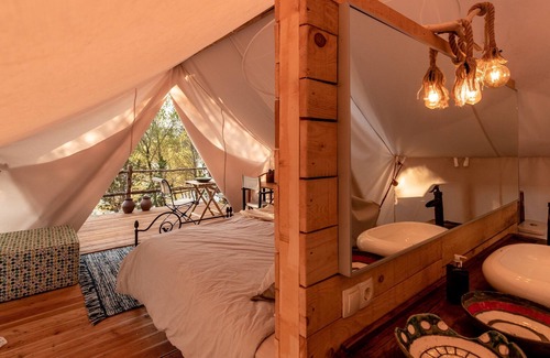 Stari Grad RV Rental | Glamping - Plage Cache'e Open space holiday home