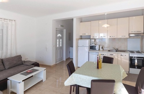 Komarna Apartment | Gorgeous apartment in Klek