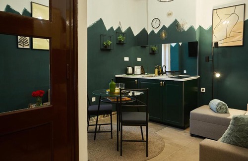 Zagreb Apartment | Green&Chick,1BDR with balcony - Strict Center
