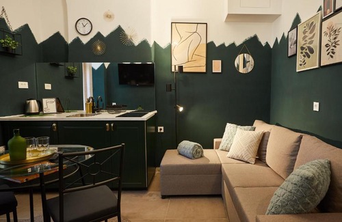 Zagreb Apartment | Green&Chick,1BDR with balcony - Strict Center