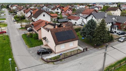 Velika Gorica House | Green Inn