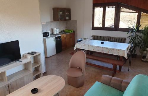 Grabovac House | Guest House Borić