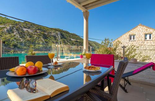 Municipality of Dubrovnik Apartment | Hedera Estate, Hedera A24