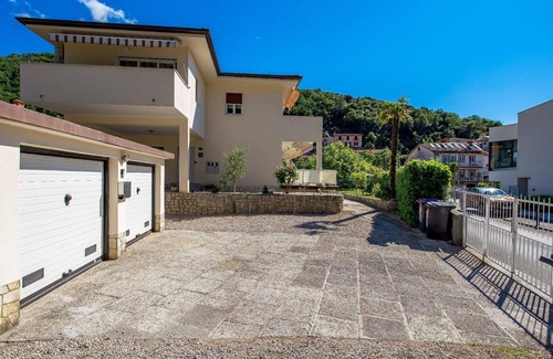 Obrs Apartment | Holiday apartment Mošćenička Draga for 3 - 5 persons with 2 bedrooms - Row house