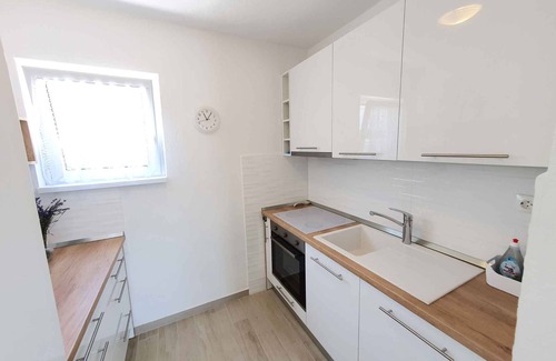 Municipality of Trogir Apartment | Holiday apartment 80 m from the beach