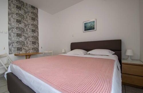 Municipality of Murter Apartment | Holiday apartment Betina for 1 - 2 persons with 1 bedroom - Holiday apartment