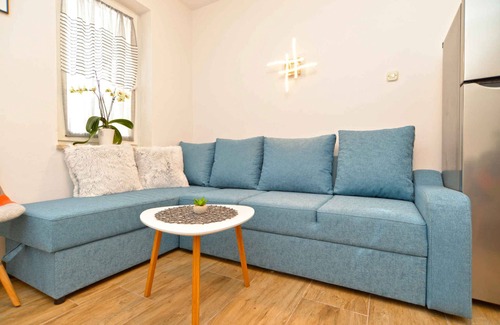 Stinjan Apartment | Holiday apartment mit Pool und Klimaanlage