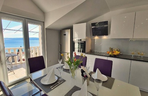 Duce Apartment | Holiday apartment Omiš for 1 - 5 persons with 2 bedrooms - Holiday apartment