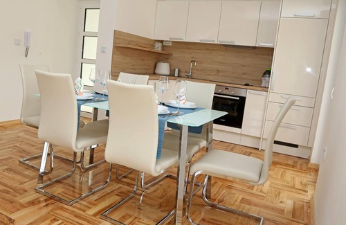 Grebastica House | Holiday apartment Sibenik for 1 - 6 persons with 2 bedrooms - Holiday house
