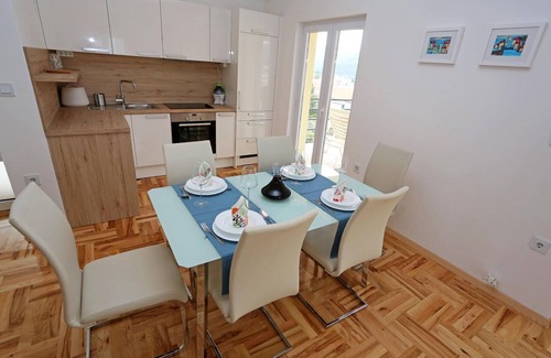 Grebastica House | Holiday apartment Sibenik for 1 - 6 persons with 2 bedrooms - Holiday house