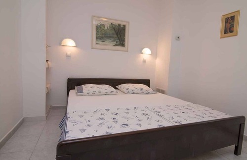 Cove Murtar Apartment | Holiday apartment with terrace