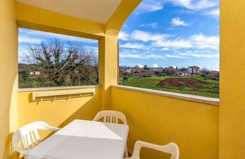Pomer Apartment | Holiday apartment with air conditioning
