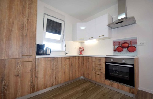 Porat Apartment | Holiday apartment with balcony and sea view