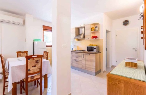 Banjole Apartment | Holiday apartment with air conditioning and barbecue