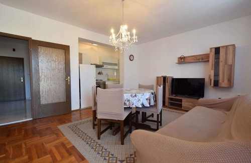 Bogovici Apartment | Holiday apartment with balcony