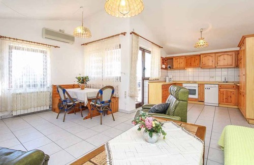 Medulin Apartment | Holiday apartment with pool