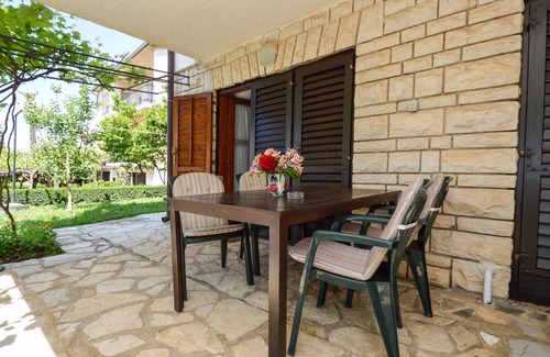 Vintijan Apartment | Holiday apartment with large terrace
